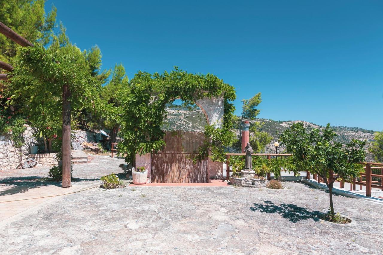 B&B La Scapola Mattinata Dış mekan fotoğraf